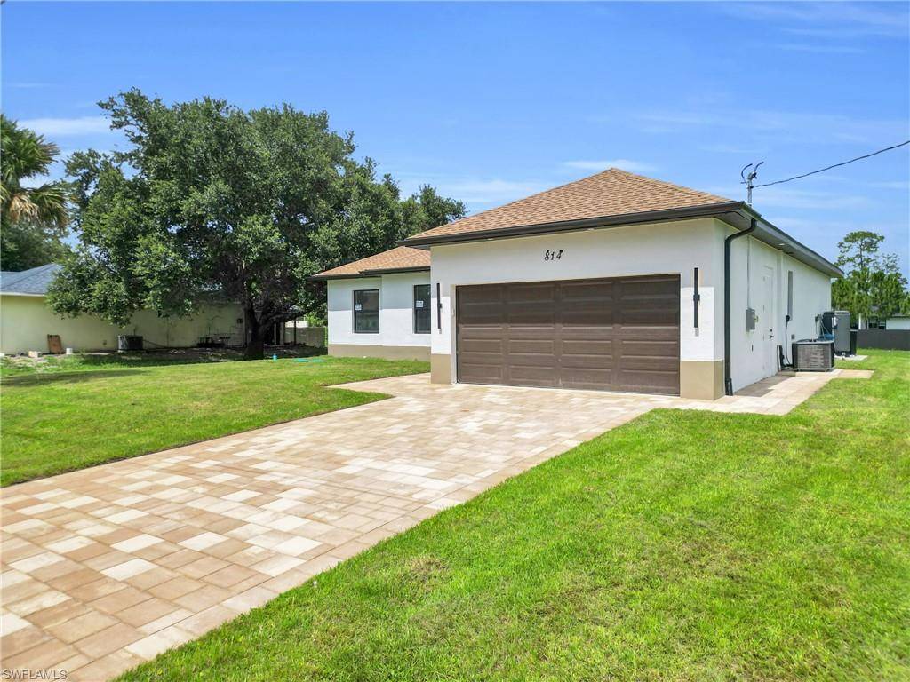 Lehigh Acres, FL 33972,814 McKinley AVE