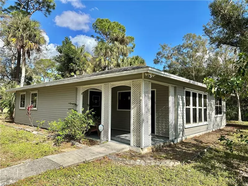 North Fort Myers, FL 33917