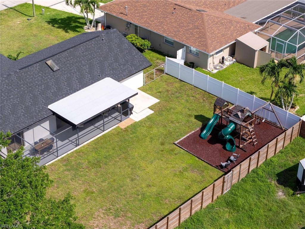 Cape Coral, FL 33990,403 SE 17th PL