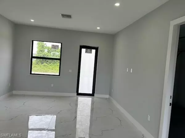 Lehigh Acres, FL 33972,3501 E 10th ST