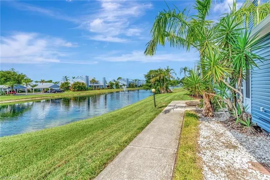 3385 Timberwood CIR, Naples, FL 34105