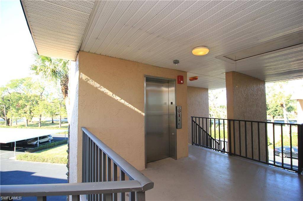 Naples, FL 34113,5667 Rattlesnake Hammock #302B