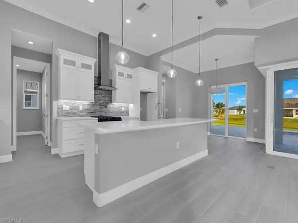 Rotonda West, FL 33981,111 Long Meadow LN