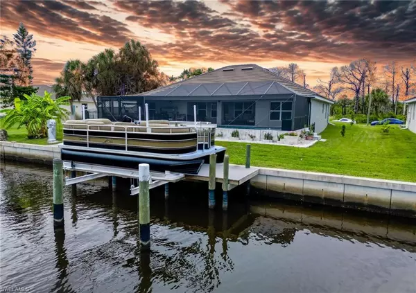 Port Charlotte, FL 33953,13045 Irwin DR
