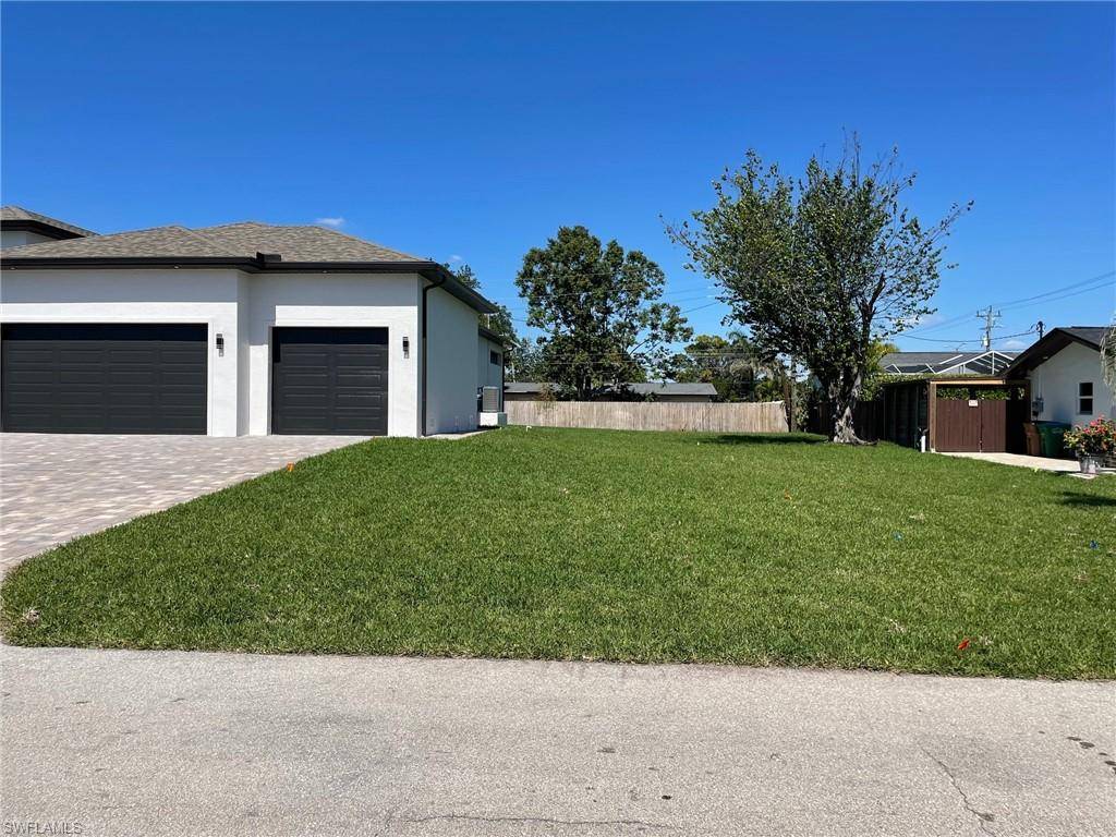 Cape Coral, FL 33904,725 Monterey AVE