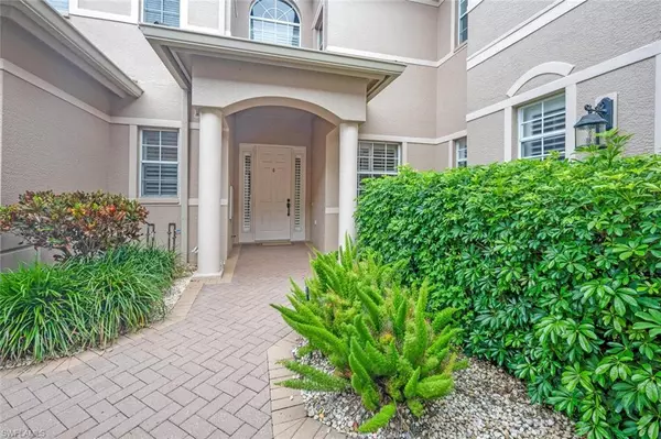 Naples, FL 34119,798 Regency Reserve CIR #1101