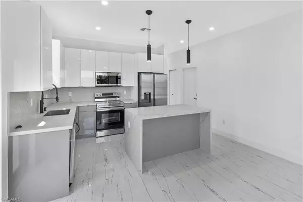 Lehigh Acres, FL 33971,5043/5045 Benton ST