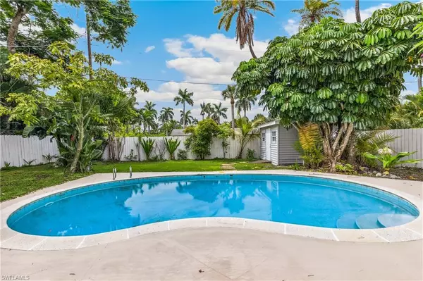 Fort Myers, FL 33919,1358 Hopedale DR