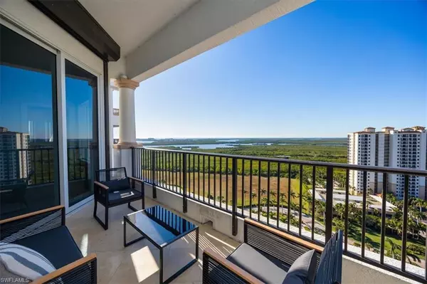 1060 Borghese LN #2004, Naples, FL 34114
