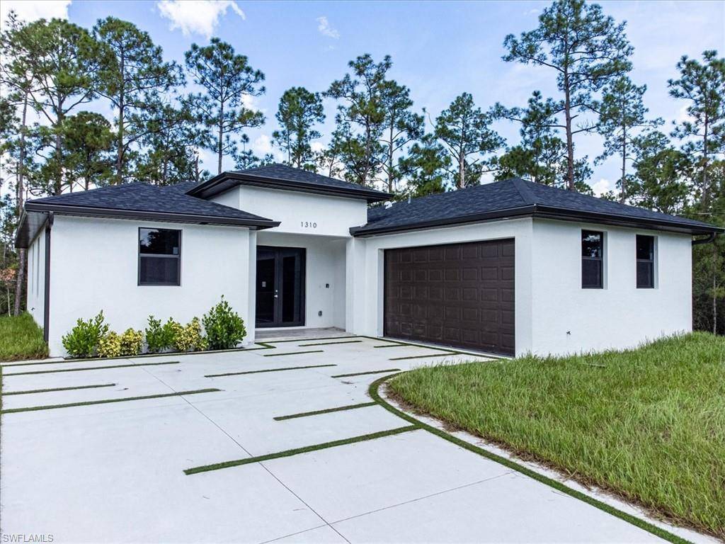 1006 Hamilton AVE, Lehigh Acres, FL 33972