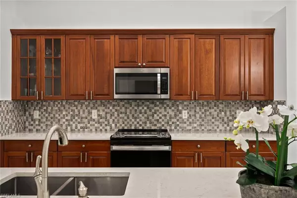 Naples, FL 34110,15533 Vallecas LN