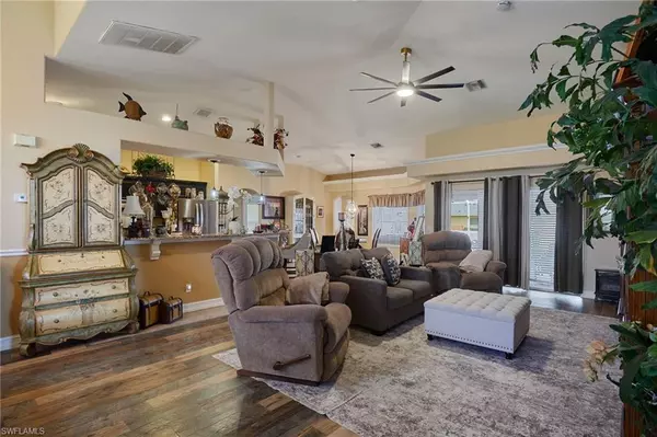 Cape Coral, FL 33991,1703 SW 3rd TER