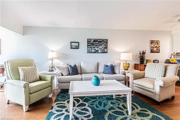 Naples, FL 34103,1 High Point CIR W #102