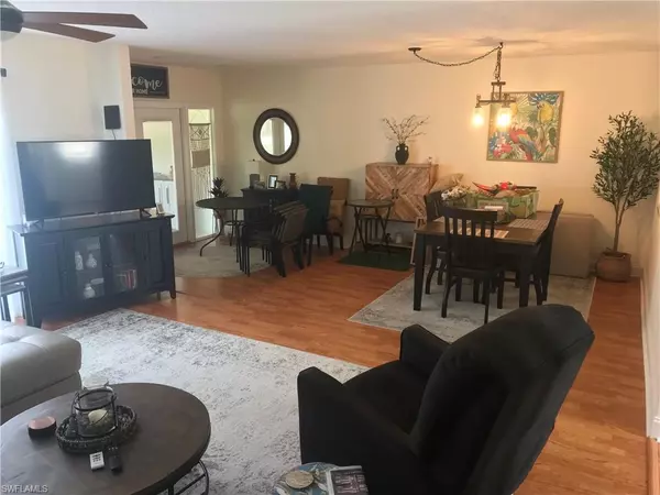 Fort Myers, FL 33919,4295 Island CIR #2