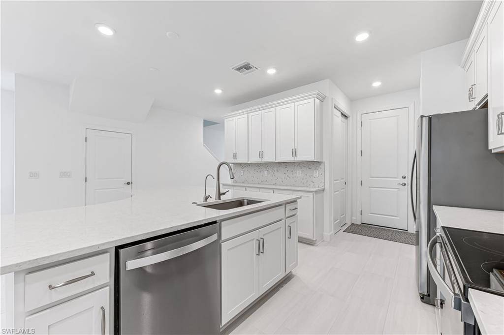 Naples, FL 34119,4286 Sonoma Oaks CIR