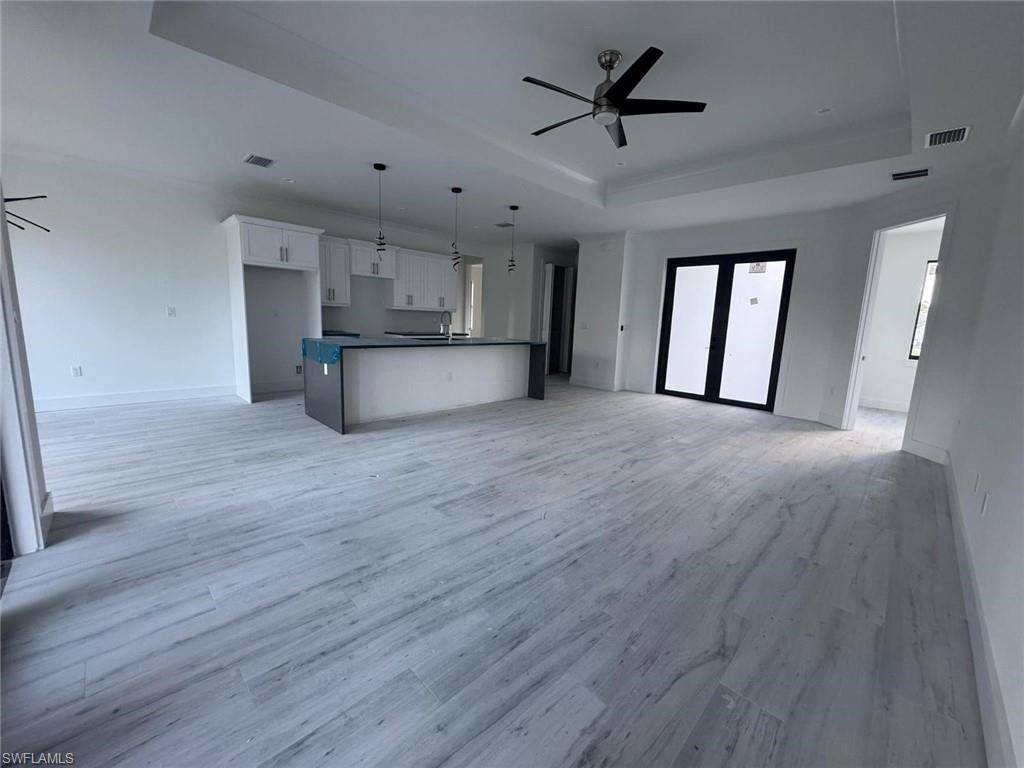 Naples, FL 34120,2562 60th Ave NE