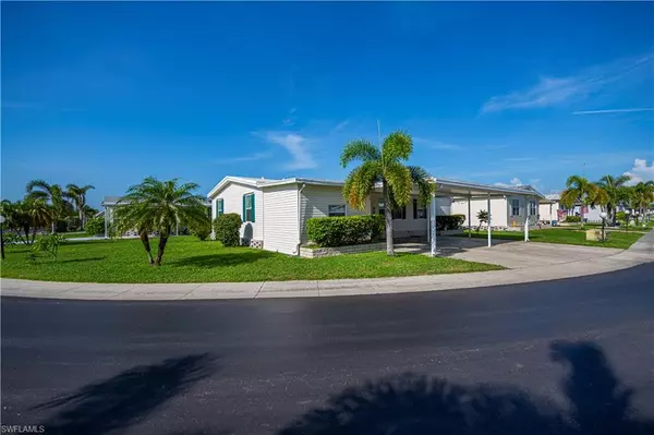 North Fort Myers, FL 33903,287 Rainbow DR