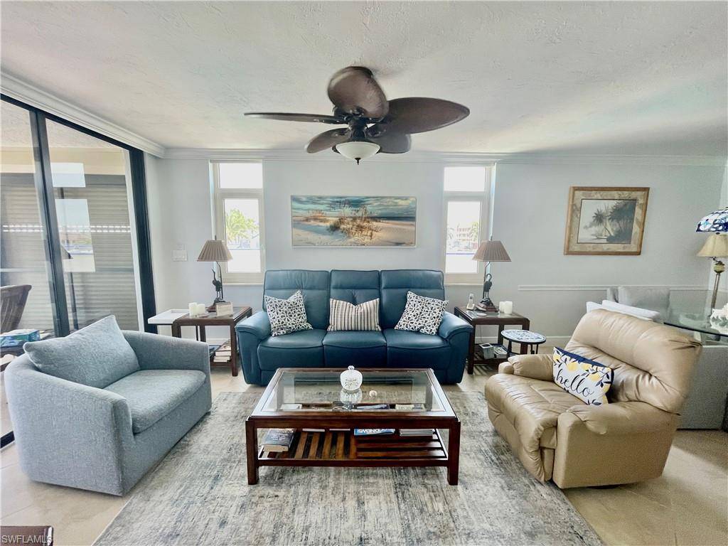Naples, FL 34108,9415 Gulf Shore DR #302
