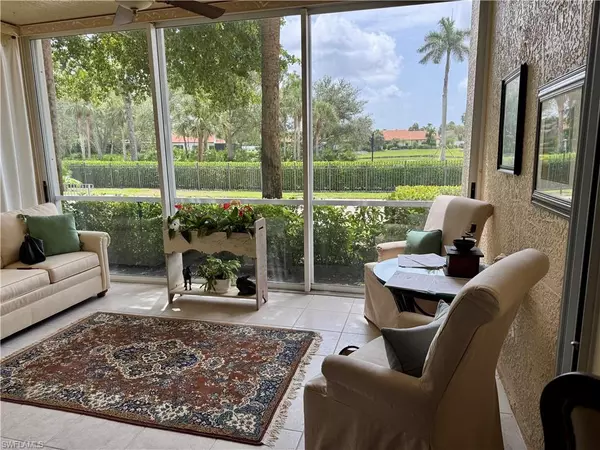 5809 Glencove DR #902, Naples, FL 34108
