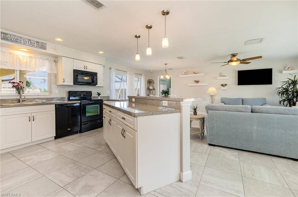 Cape Coral, FL 33904,1821 Cornwallis PKWY