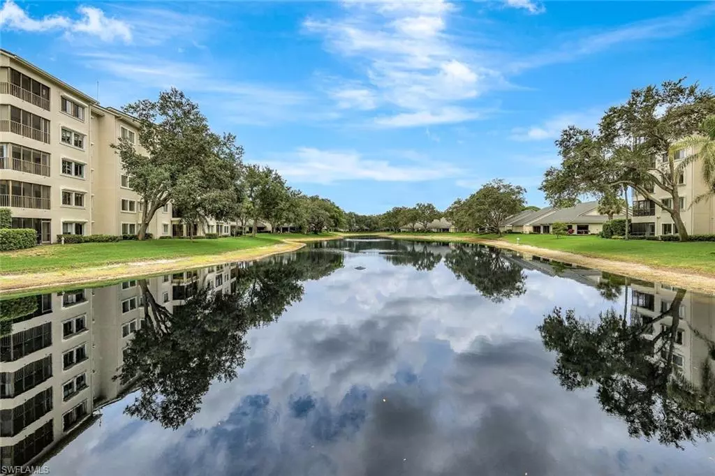 Naples, FL 34110,900 Arbor Lake DR #207