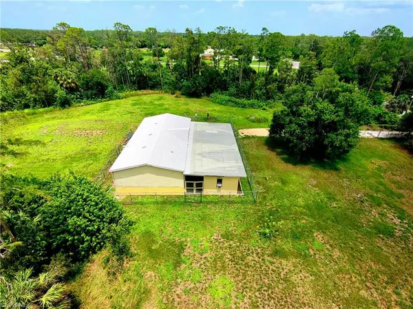 Labelle, FL 33935,330 F RD