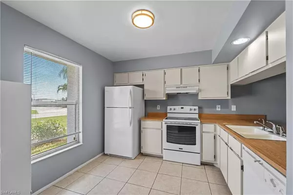 Cape Coral, FL 33991,406/408 SW 2nd TER