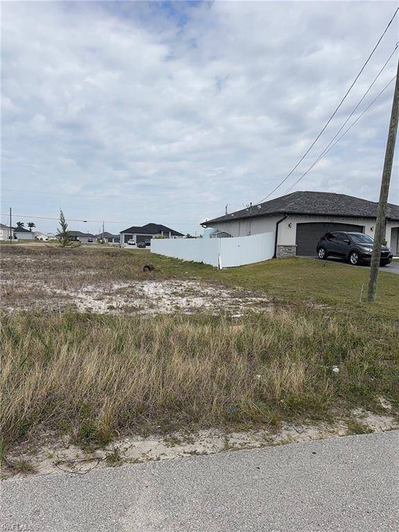 Cape Coral, FL 33993,4317 NW 34th ST