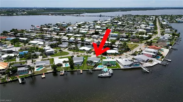 Matlacha, FL 33993,11803 Island AVE