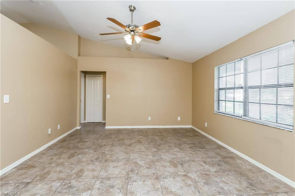 Fort Myers, FL 33967,18359 Hawthorne RD
