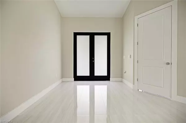 Cape Coral, FL 33991,1328 SW 22nd PL