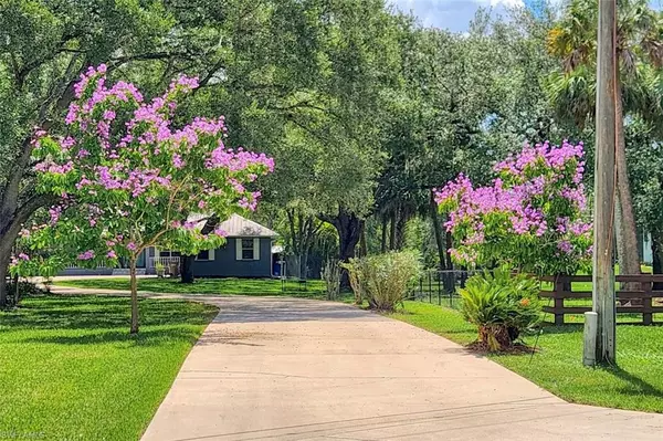 Fort Myers, FL 33905,4701 Lone Pine CT