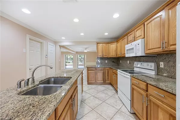 Naples, FL 34103,1120 Ridge ST