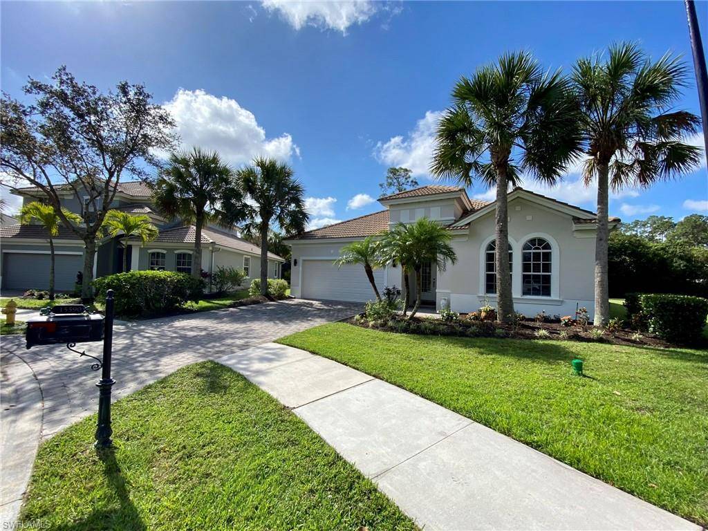 15590 Vallecas LN, Naples, FL 34110