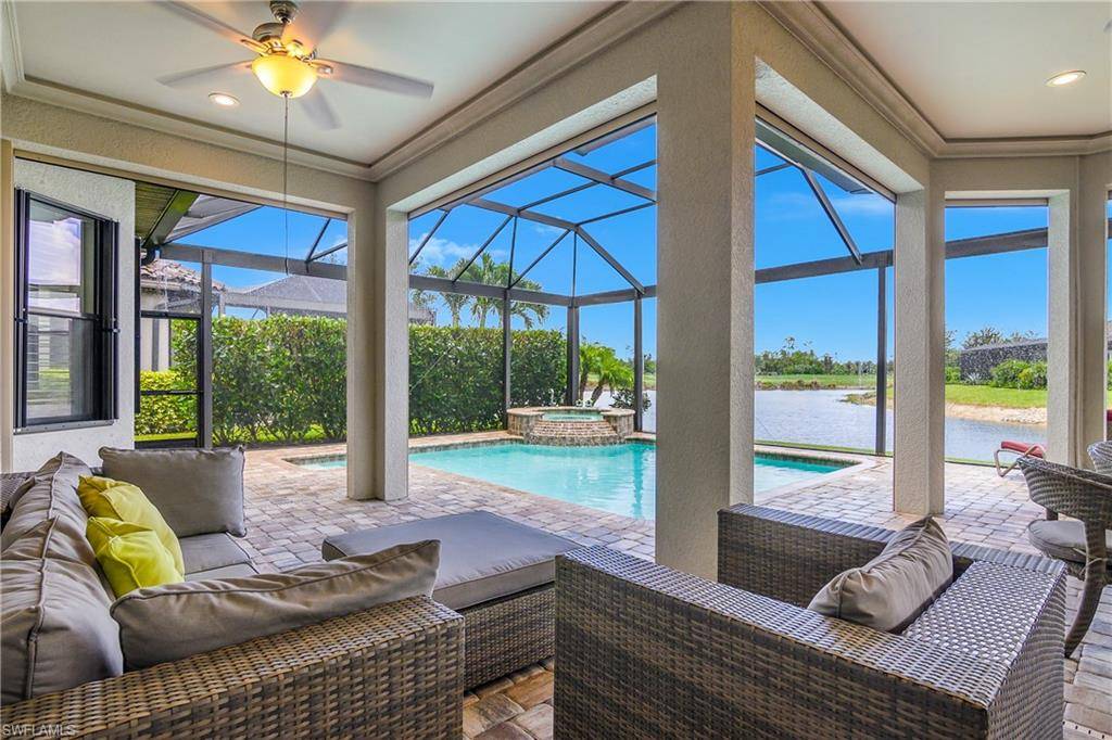 9126 Trivoli TER, Naples, FL 34119