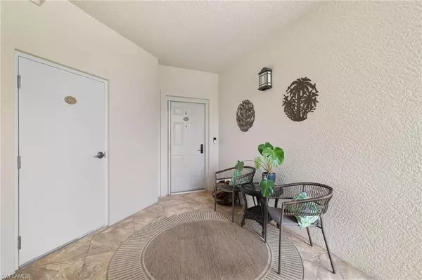 Cape Coral, FL 33914,5706 Cape Harbour DR #110