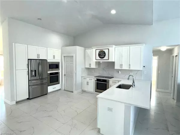 Fort Myers, FL 33913,12411 Eagle Pointe CIR