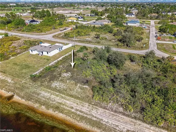 Lehigh Acres, FL 33974,332-334 Pauline AVE