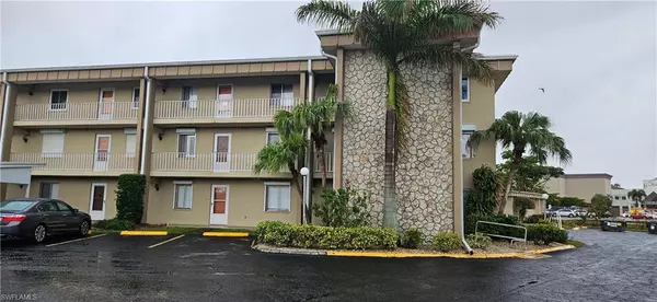 2244 Winkler AVE #108, Fort Myers, FL 33901