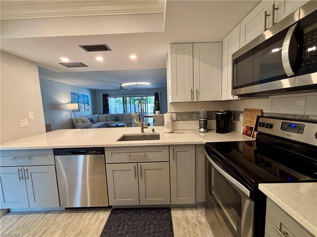 Naples, FL 34108,800 Meadowland DR #26-4
