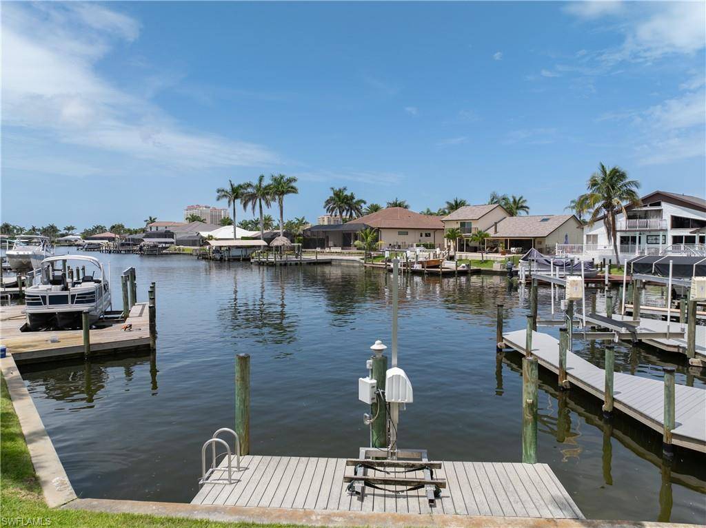Cape Coral, FL 33914,5514 SW 9th AVE