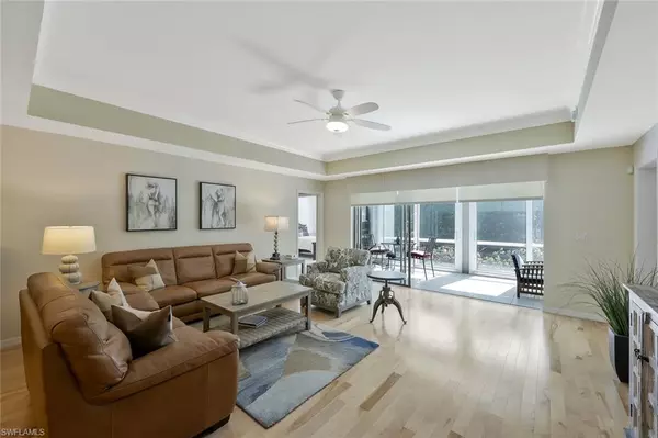Naples, FL 34119,180 Via Perignon #101