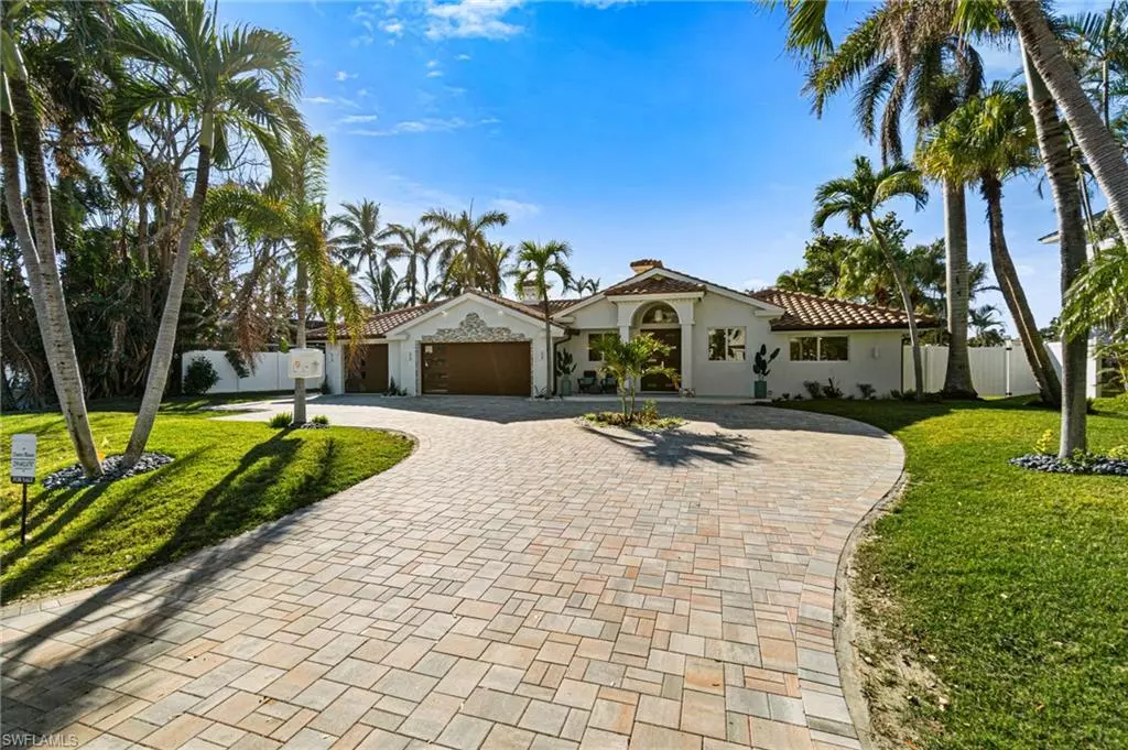 Naples, FL 34103,5203 Starfish AVE