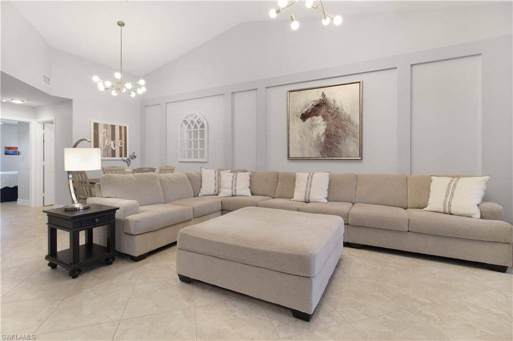 Naples, FL 34119,6770 Huntington Lakes CIR #203