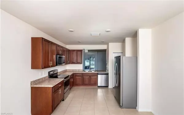 Lehigh Acres, FL 33976,2802 40th ST SW