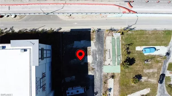 Fort Myers Beach, FL 33931,19281 #24 San Carlos BLVD