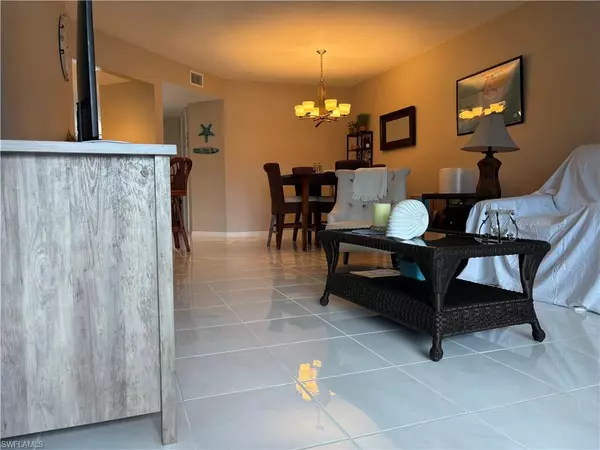 Naples, FL 34113,4987 Pepper CIR #I107