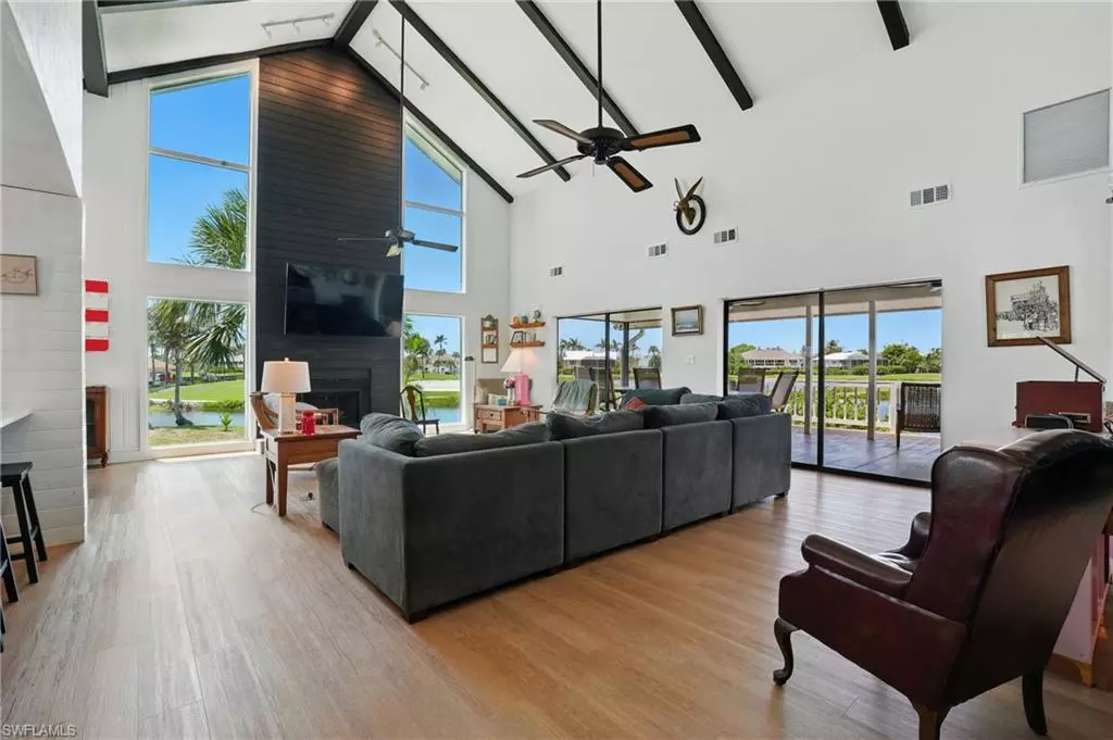 Sanibel, FL 33957,9127 Mockingbird DR