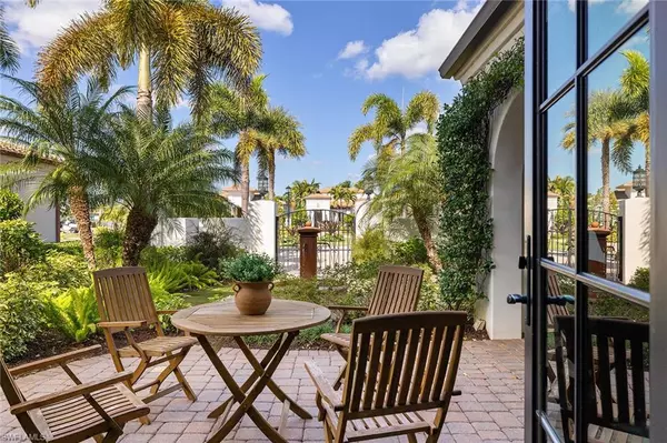 Naples, FL 34110,16730 Stella CT