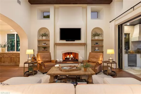 Naples, FL 34110,16730 Stella CT